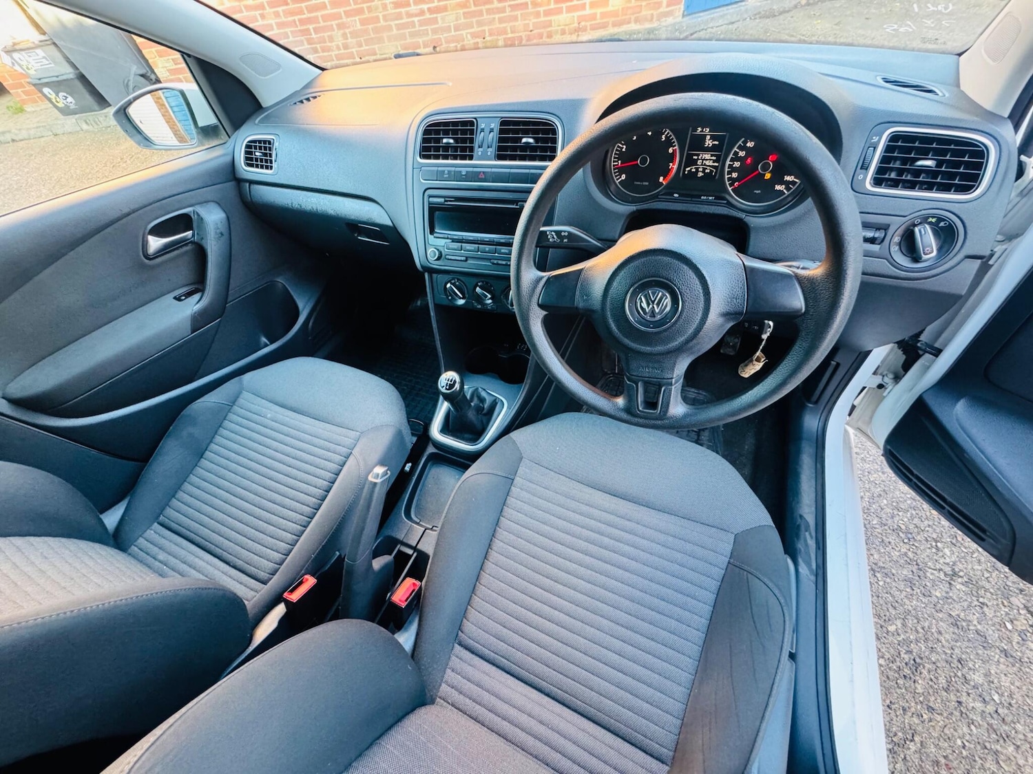 Used Volkswagen Polo 2012 for sale - 76408710: Photo 13