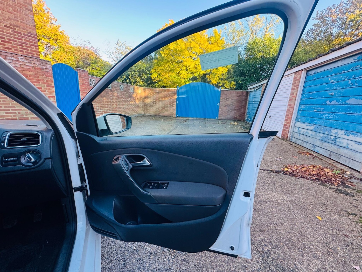 Used Volkswagen Polo 2012 for sale - 76408710: Photo 17