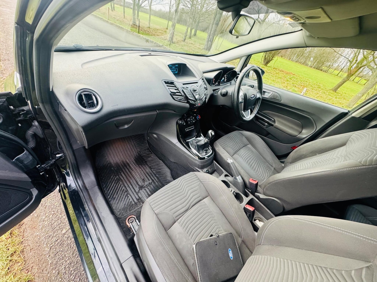 Used Ford Fiesta for sale - 77237992: Photo 32