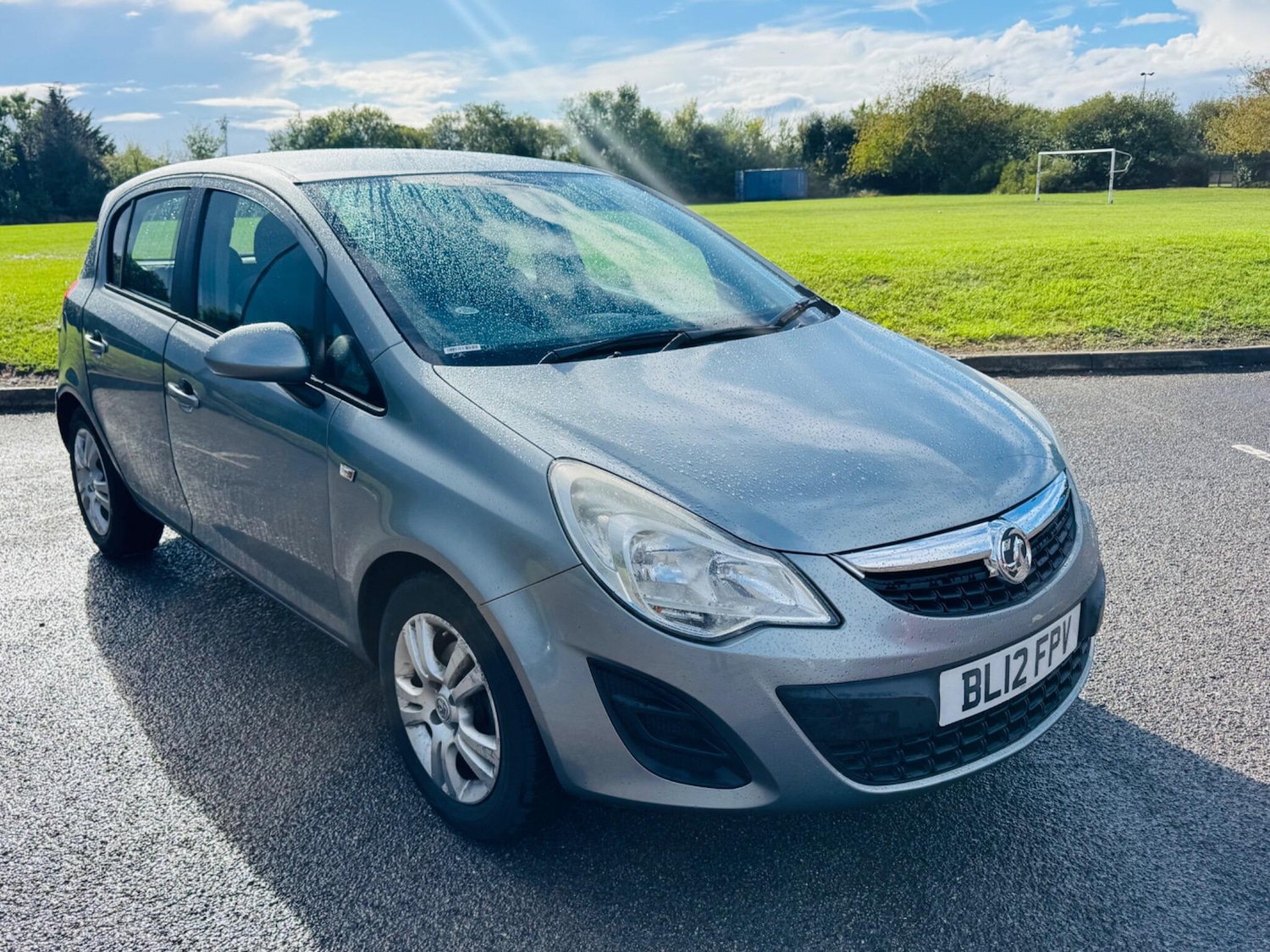 Used Vauxhall Corsa for sale - 76527640: Photo 1