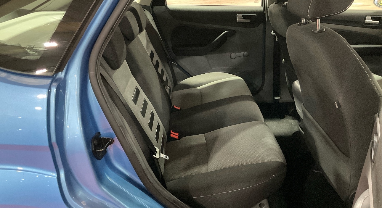 Used Ford Focus 2009 for sale - 77798886: Photo 9