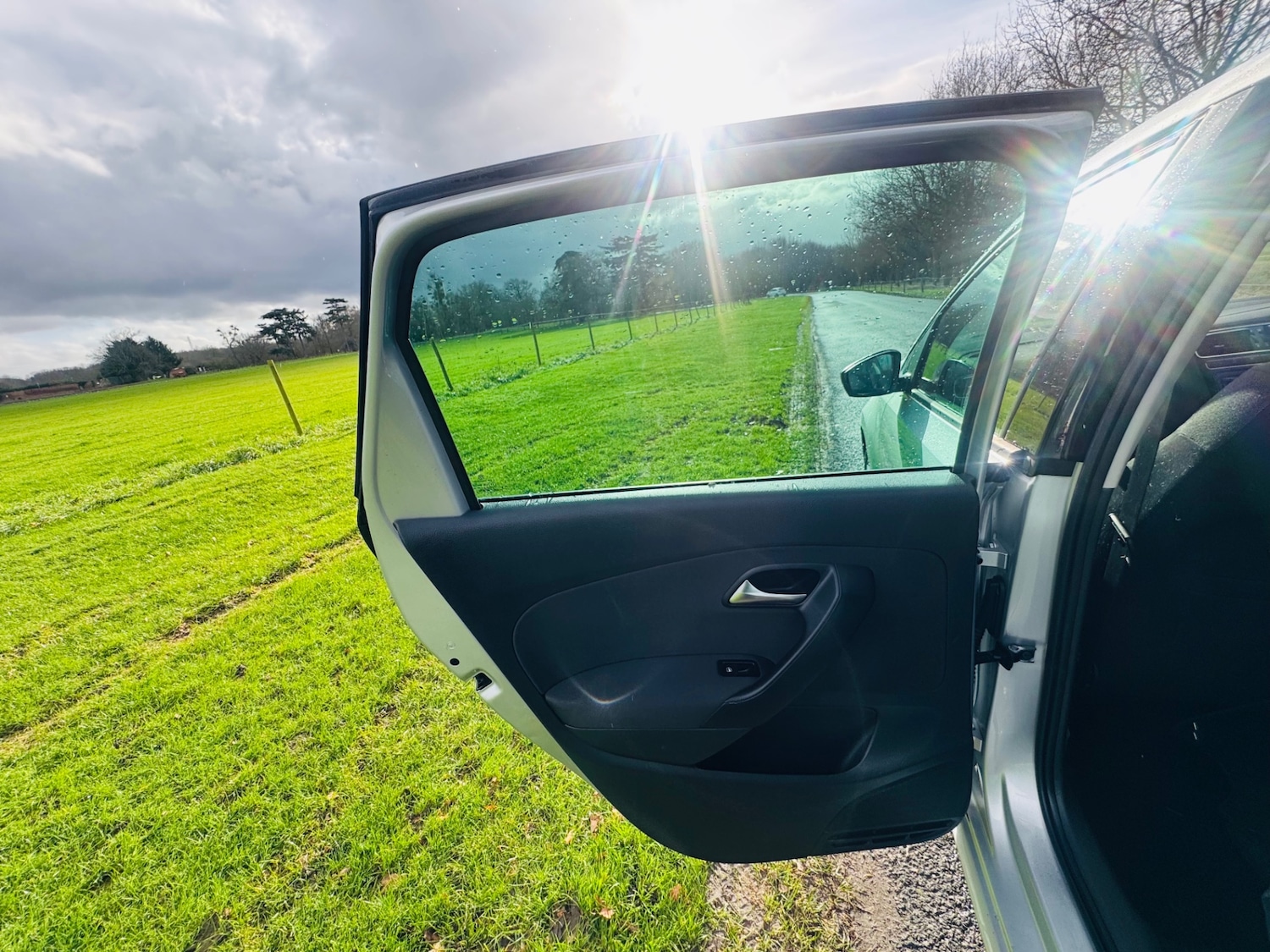 Used Volkswagen Polo 2011 for sale - 77565184: Photo 24