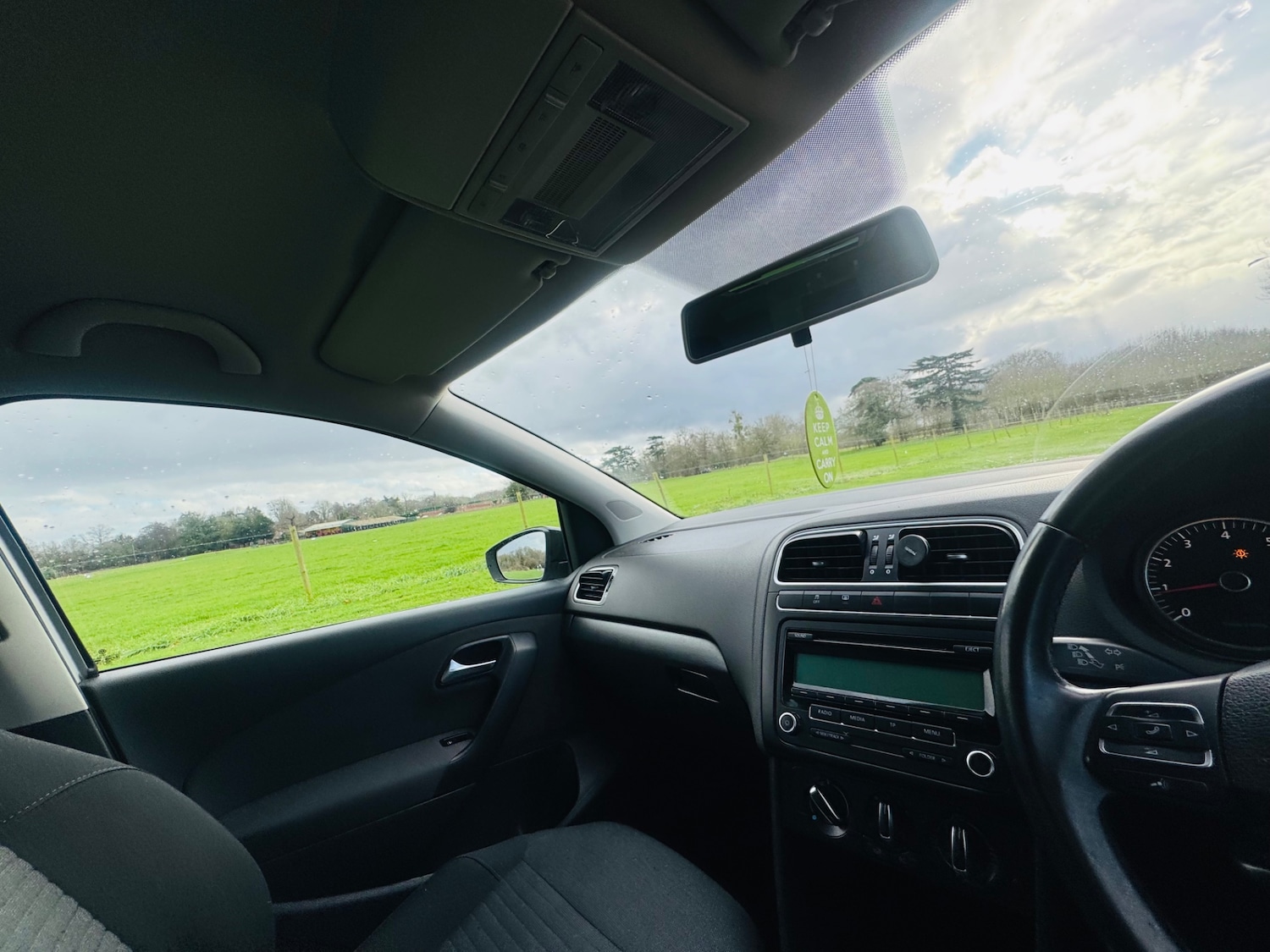 Used Volkswagen Polo 2011 for sale - 77565184: Photo 37