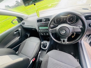 Used Volkswagen Polo 2011 for sale - 77565184: Photo