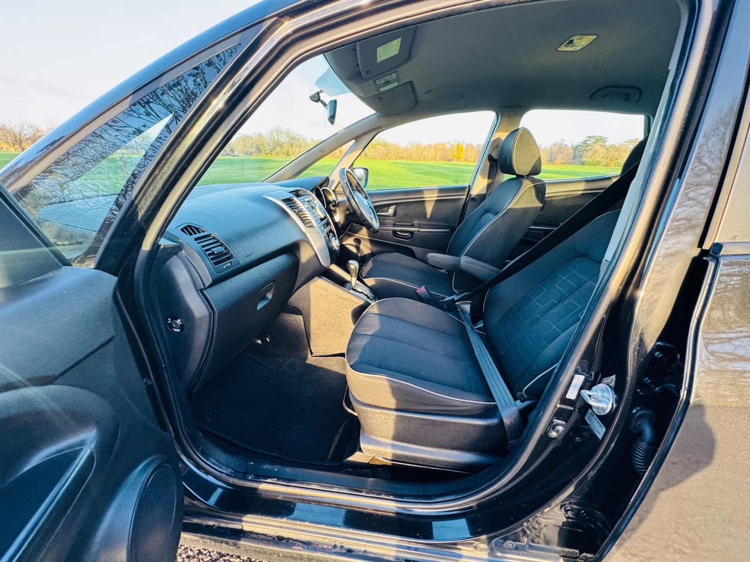 Used Kia Venga 2013 for sale - 77015652: Photo 34