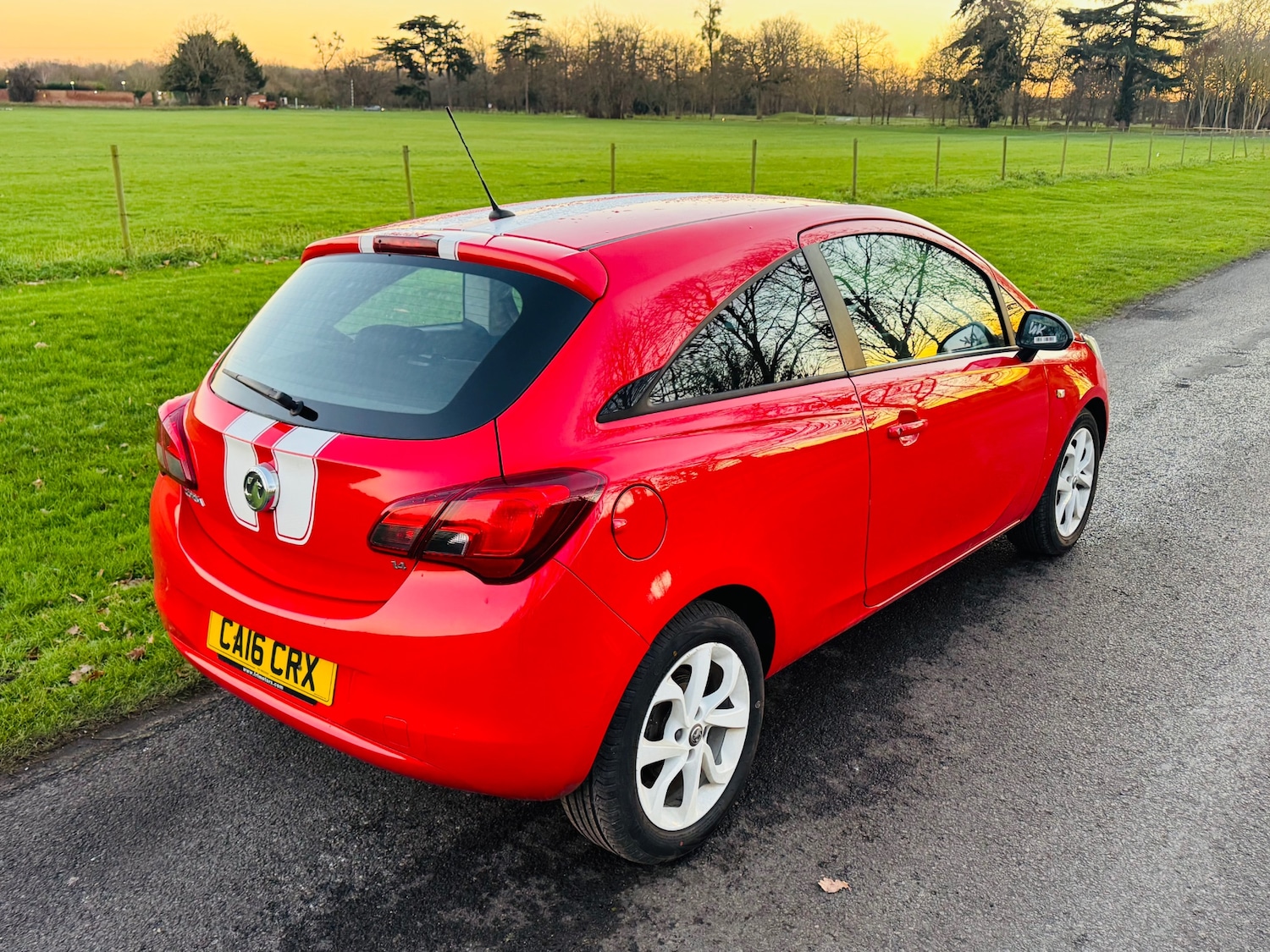Used Vauxhall Corsa 2016 for sale - 77565195: Photo 2