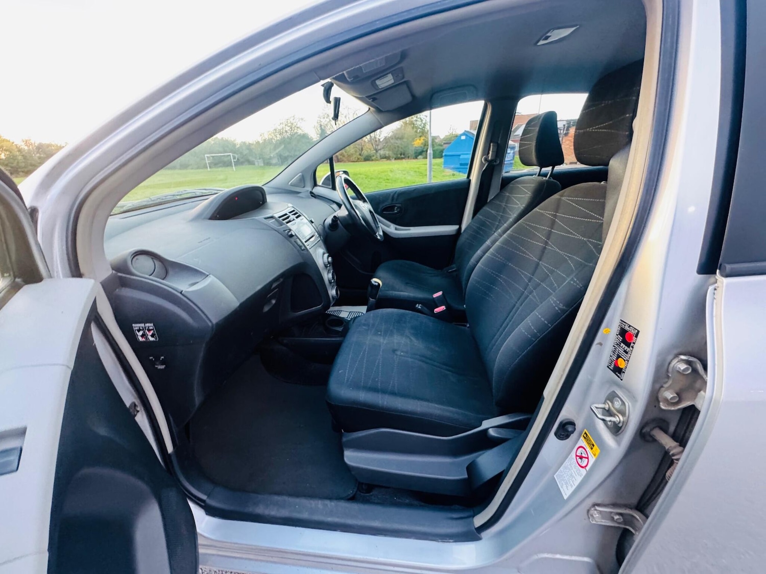 Used Toyota Yaris 2006 for sale - 76408383: Photo 24