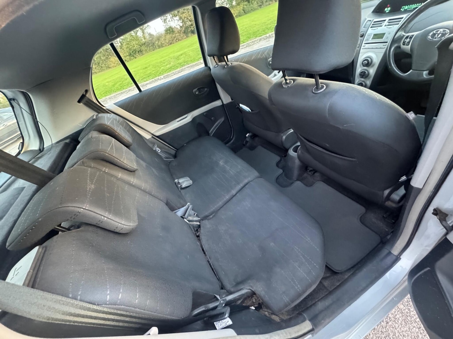 Used Toyota Yaris 2006 for sale - 76408383: Photo 27