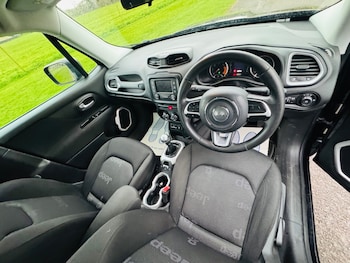 Used Jeep Renegade 2016 for sale - 78062040: Photo