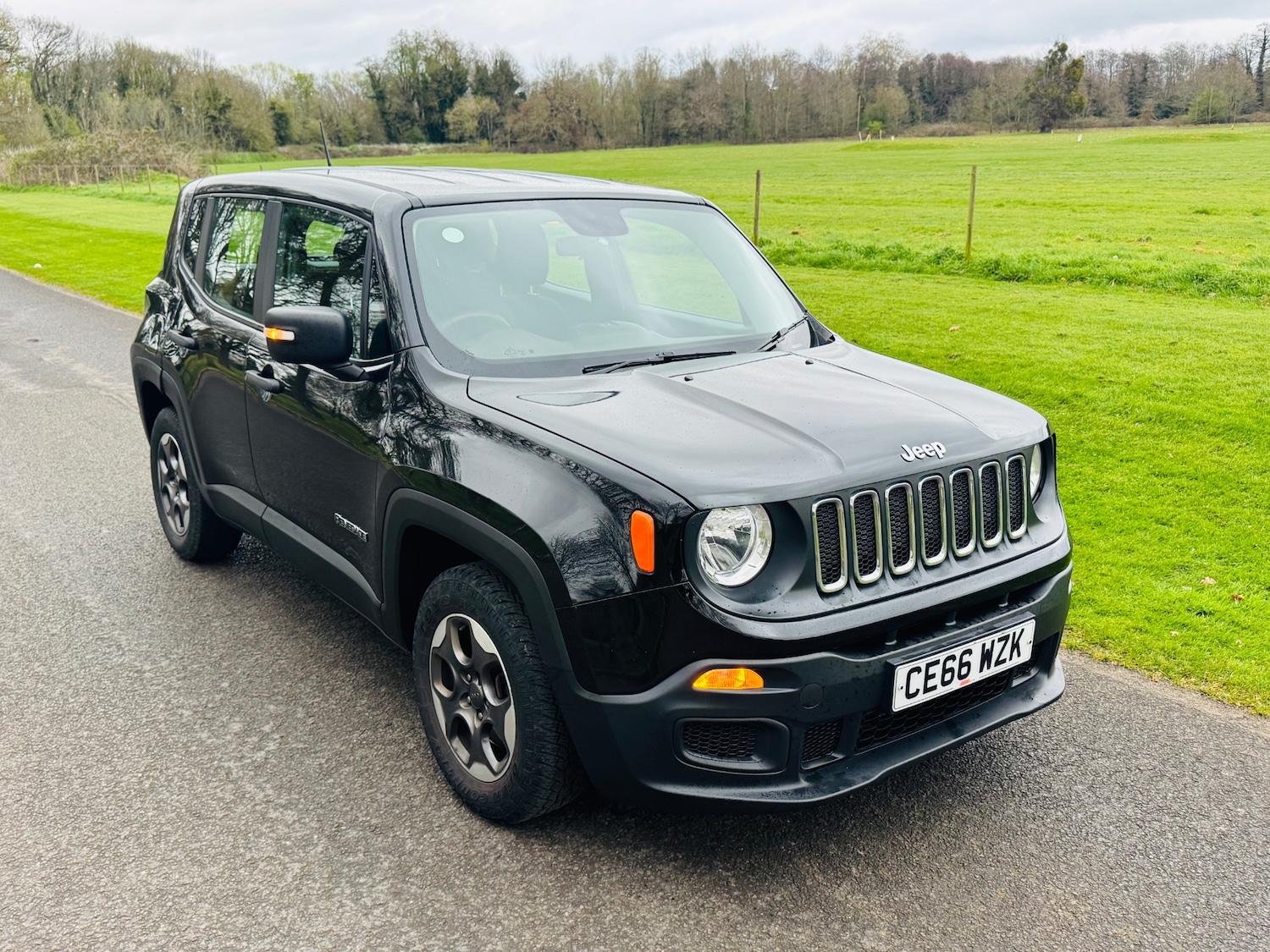 Used Jeep Renegade 2016 for sale - 78062040: Photo 4