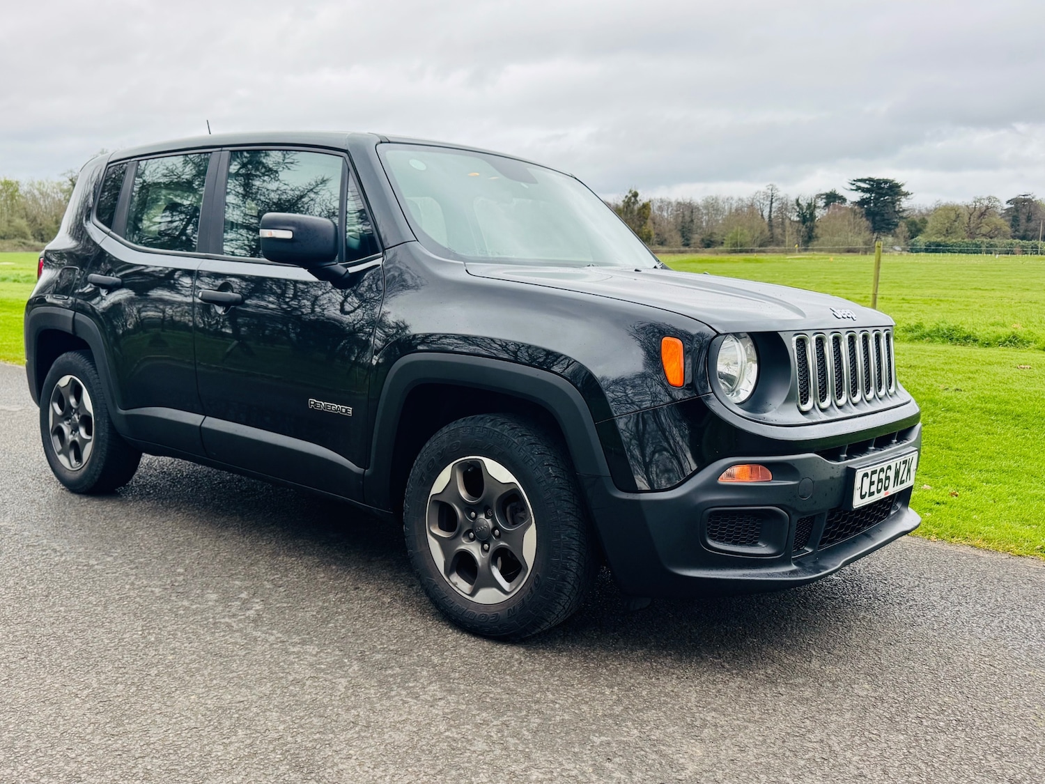 Used Jeep Renegade 2016 for sale - 78062040: Photo 5