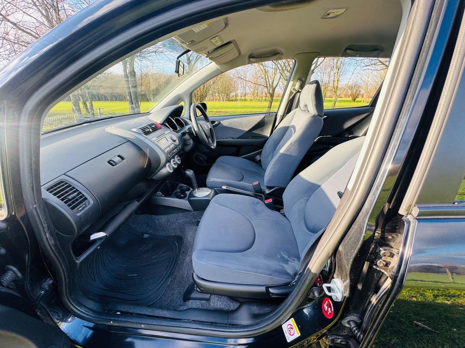 Used Honda Jazz 2006 for sale - 77162917: Photo 28