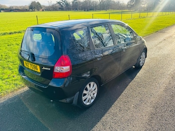 Used Honda Jazz 2006 for sale - 77162917: Photo