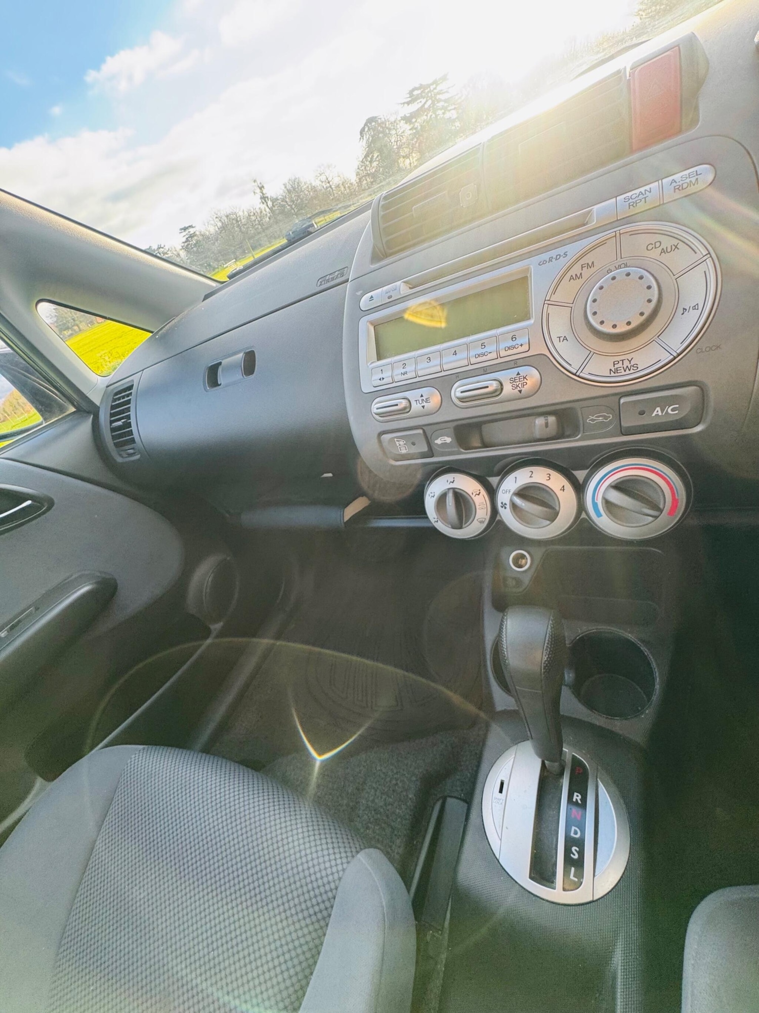 Used Honda Jazz 2006 for sale - 77162917: Photo 37