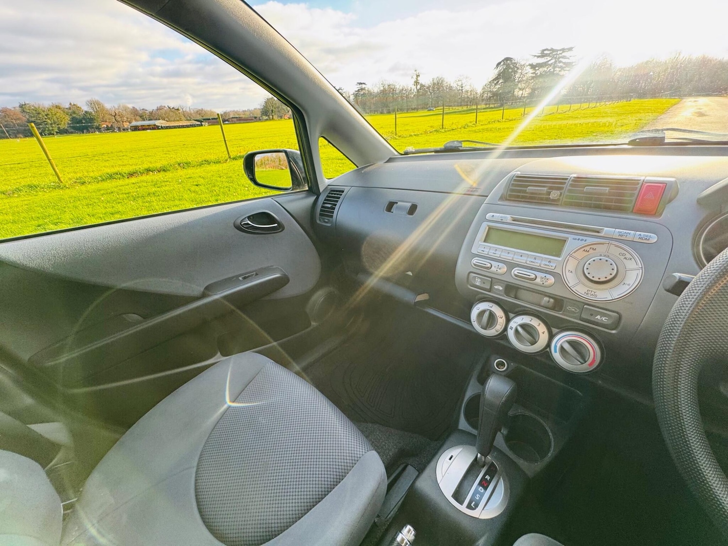 Used Honda Jazz 2006 for sale - 77162917: Photo 38