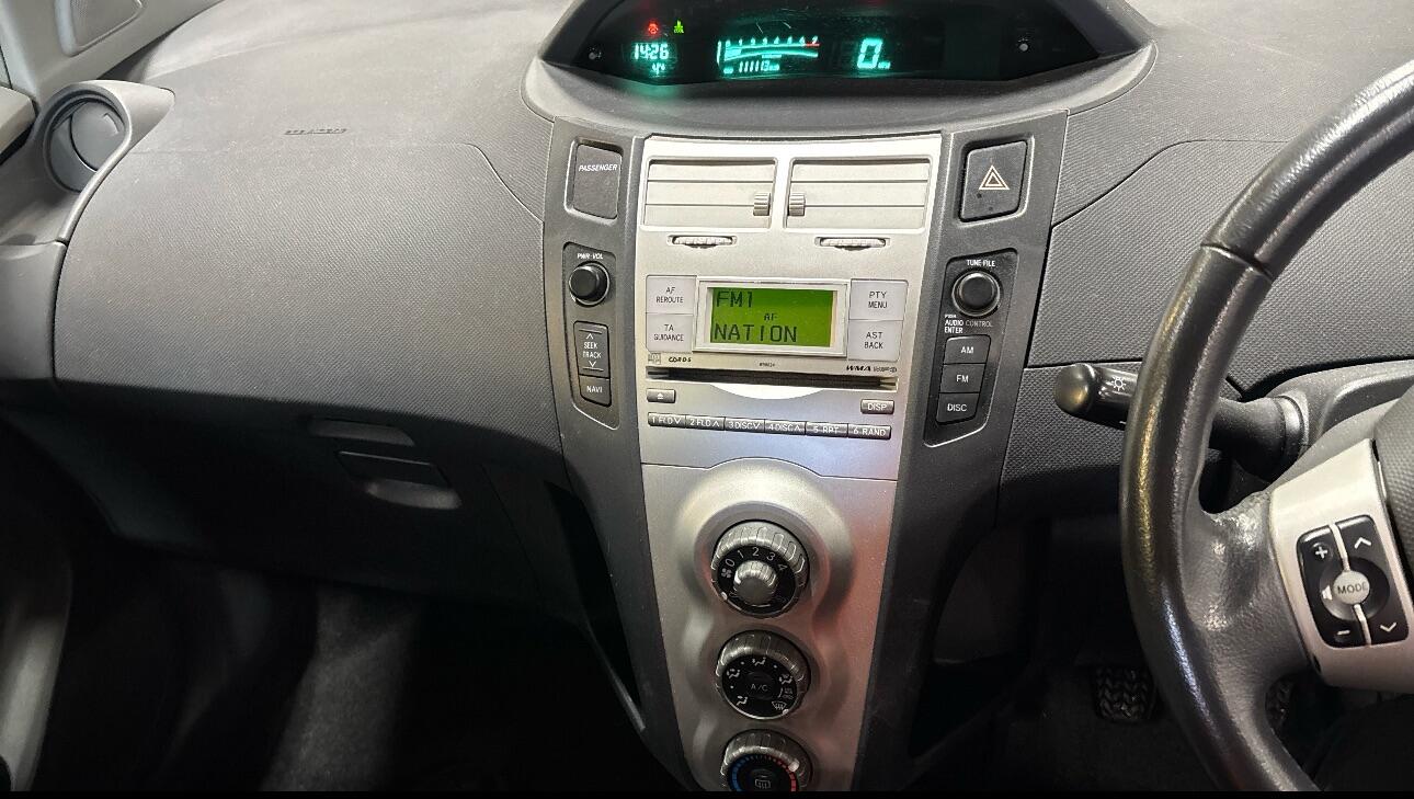 Used Toyota Yaris for sale - 77242358: Photo 11