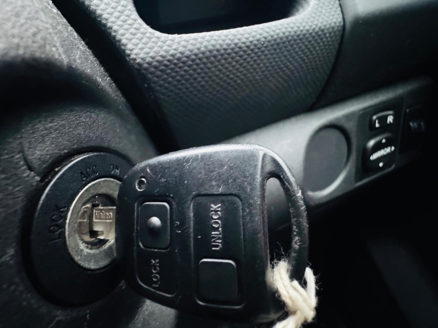 Used Toyota Yaris 2008 for sale - 77242358: Photo 40