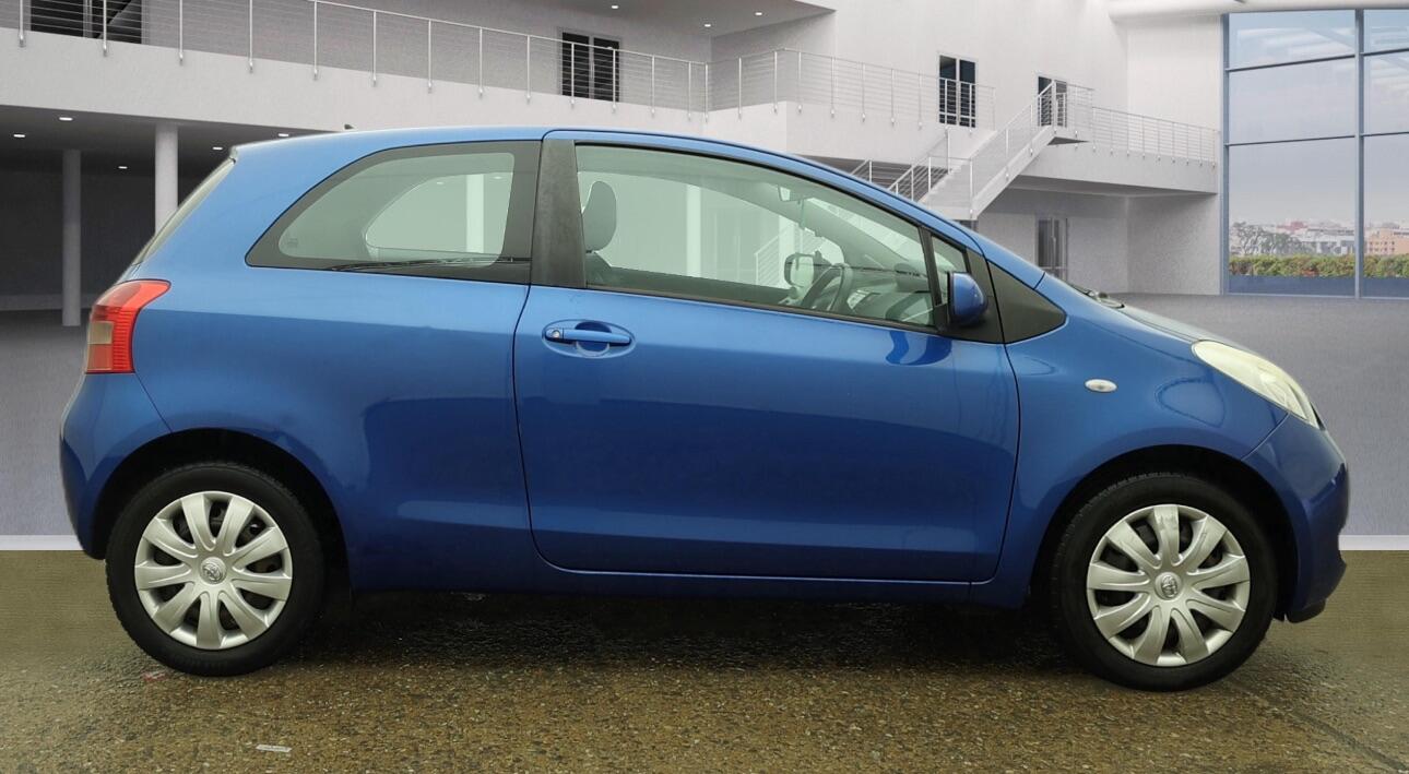 Used Toyota Yaris for sale - 77242358: Photo 6