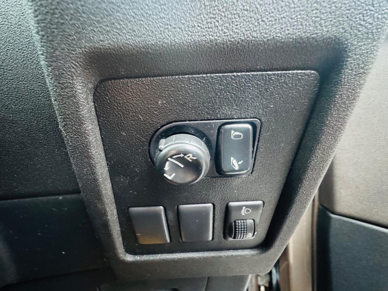 Used Nissan Qashqai for sale - 77267934: Photo 35