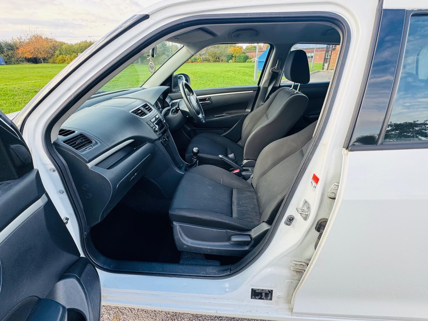 Used Suzuki Swift for sale - 76996191: Photo 24