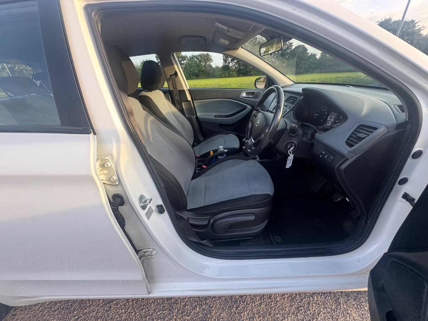 Used Hyundai i20 2016 for sale - 76377522: Photo 17