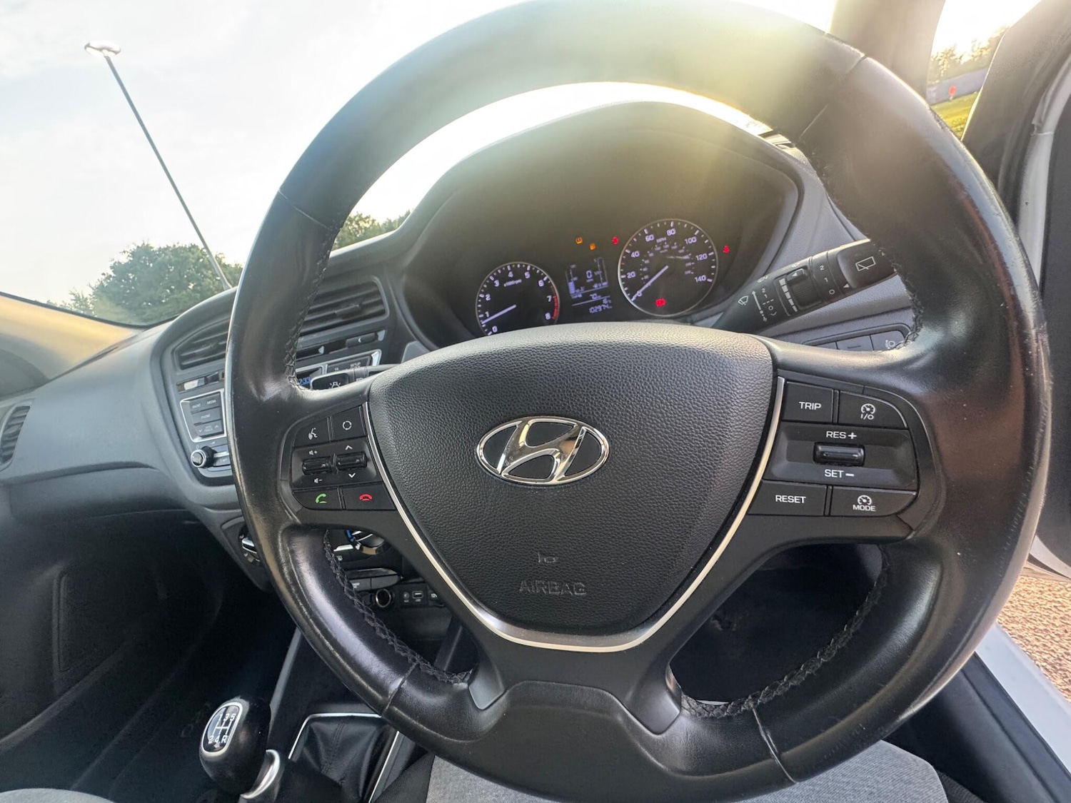 Used Hyundai i20 2016 for sale - 76377522: Photo 21