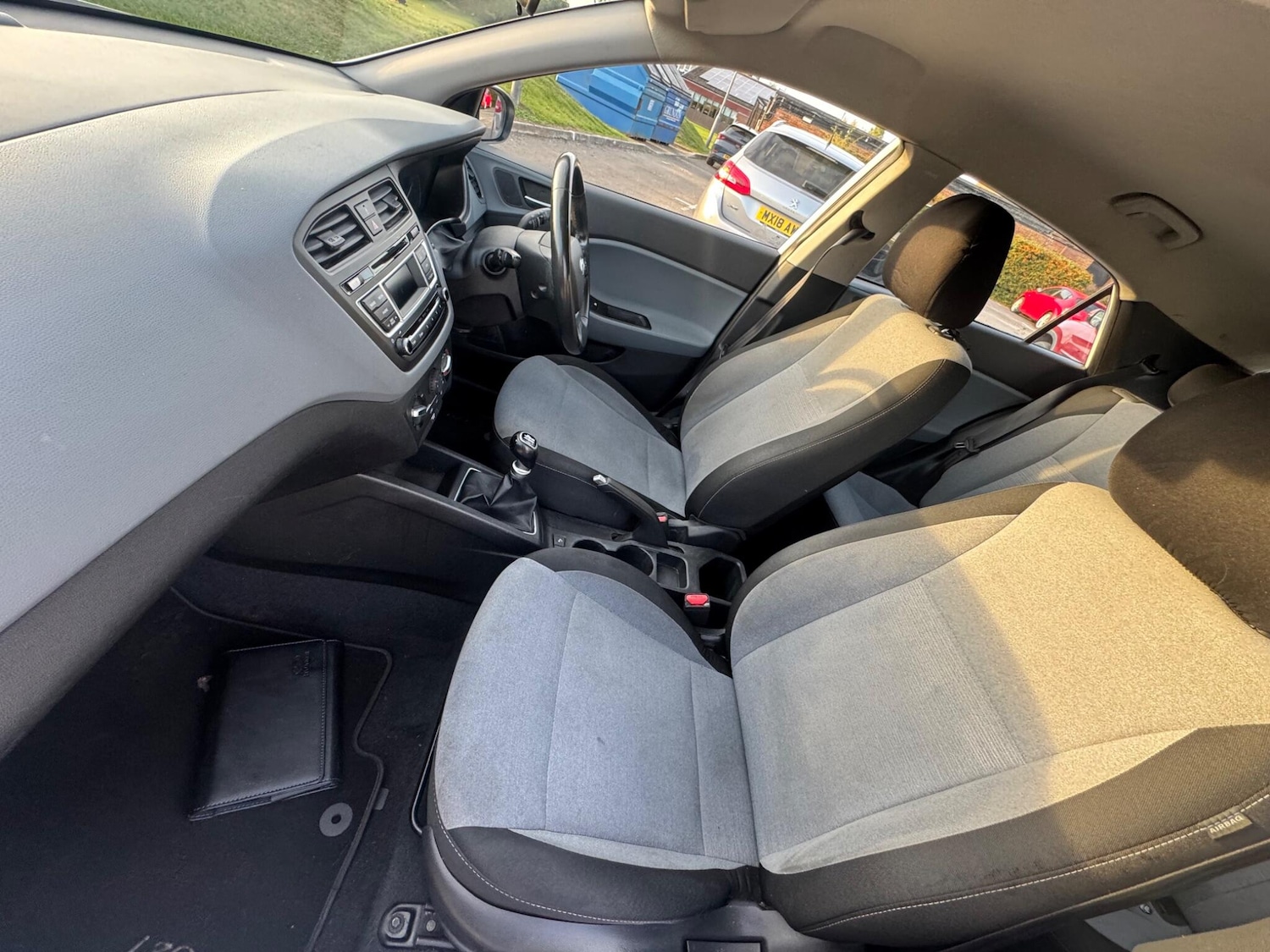 Used Hyundai i20 2016 for sale - 76377522: Photo 24