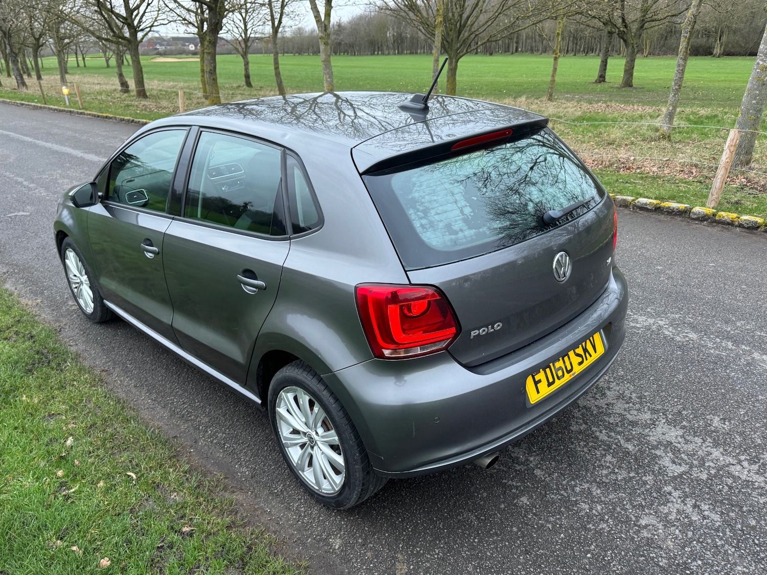 Used Volkswagen Polo 2011 for sale - 77545478: Photo 2