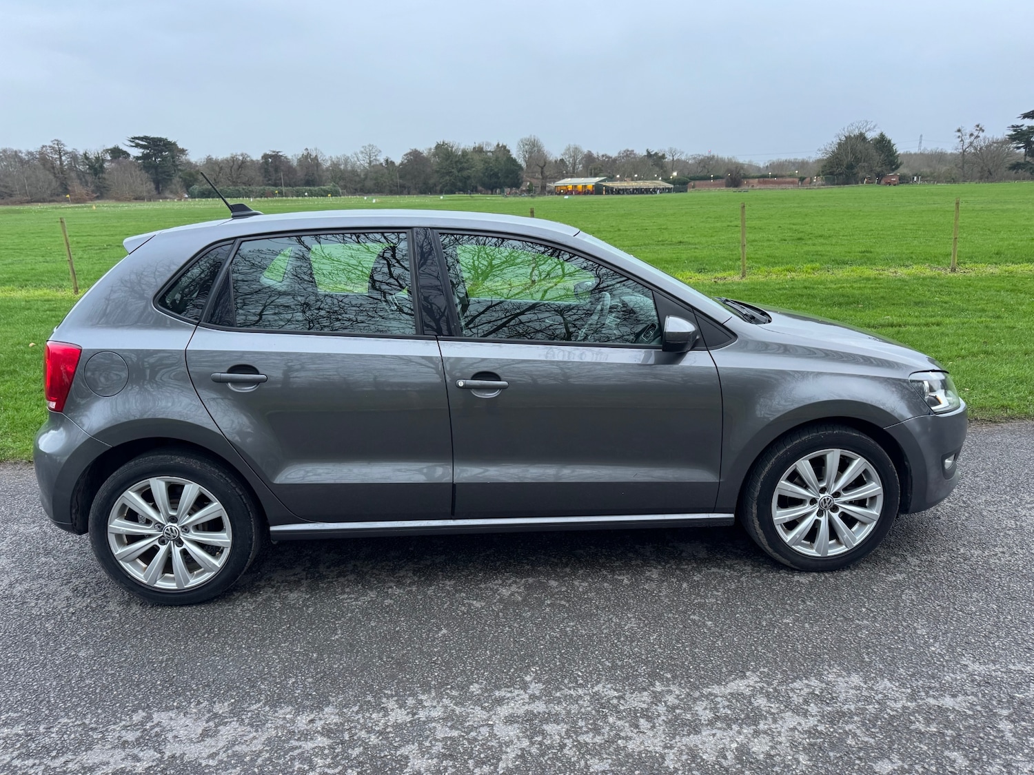 Used Volkswagen Polo 2011 for sale - 77545478: Photo 22
