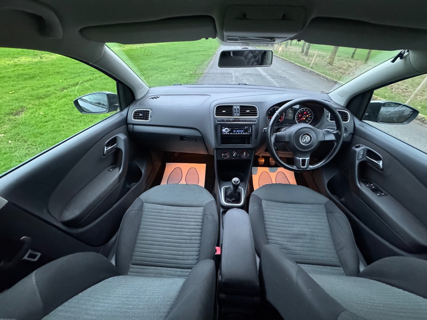 Used Volkswagen Polo 2011 for sale - 77545478: Photo 3