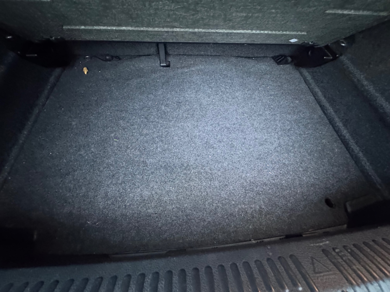 Used Volkswagen Polo 2011 for sale - 77545478: Photo 30