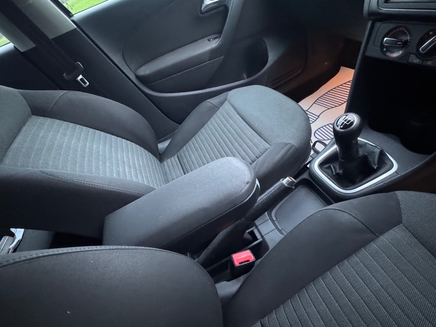 Used Volkswagen Polo 2011 for sale - 77545478: Photo 44