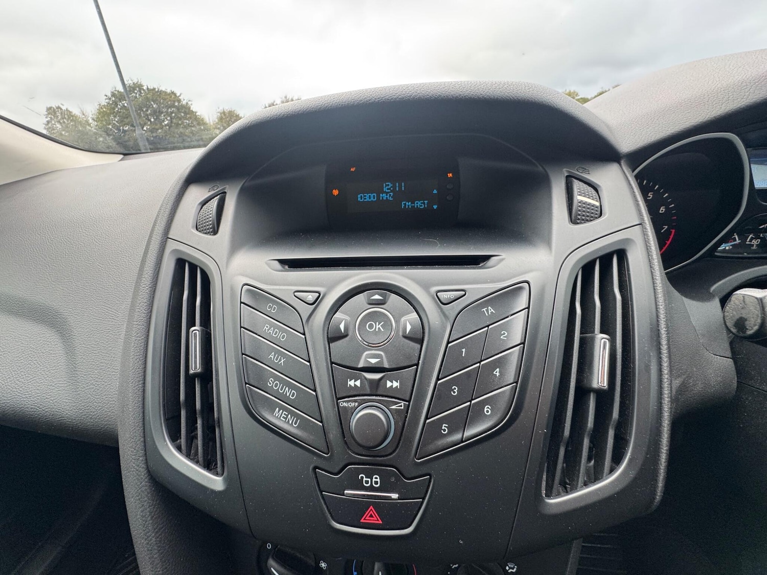 Used Ford Focus 2013 for sale - 76633151: Photo 33