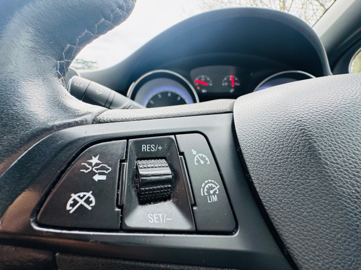 Used Vauxhall Astra 2016 for sale - 77637949: Photo 34