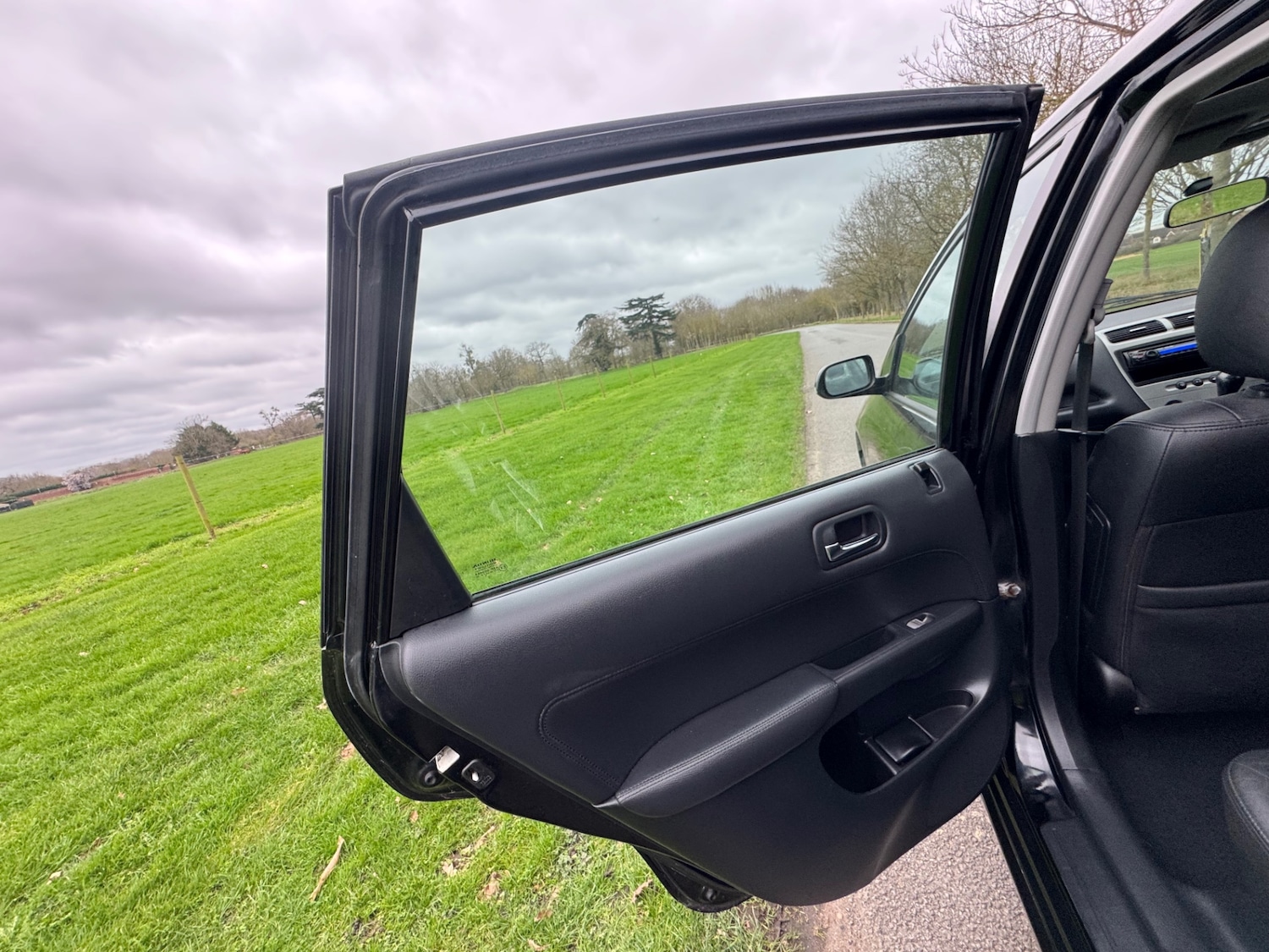 Used Honda Civic 2005 for sale - 77682816: Photo 27