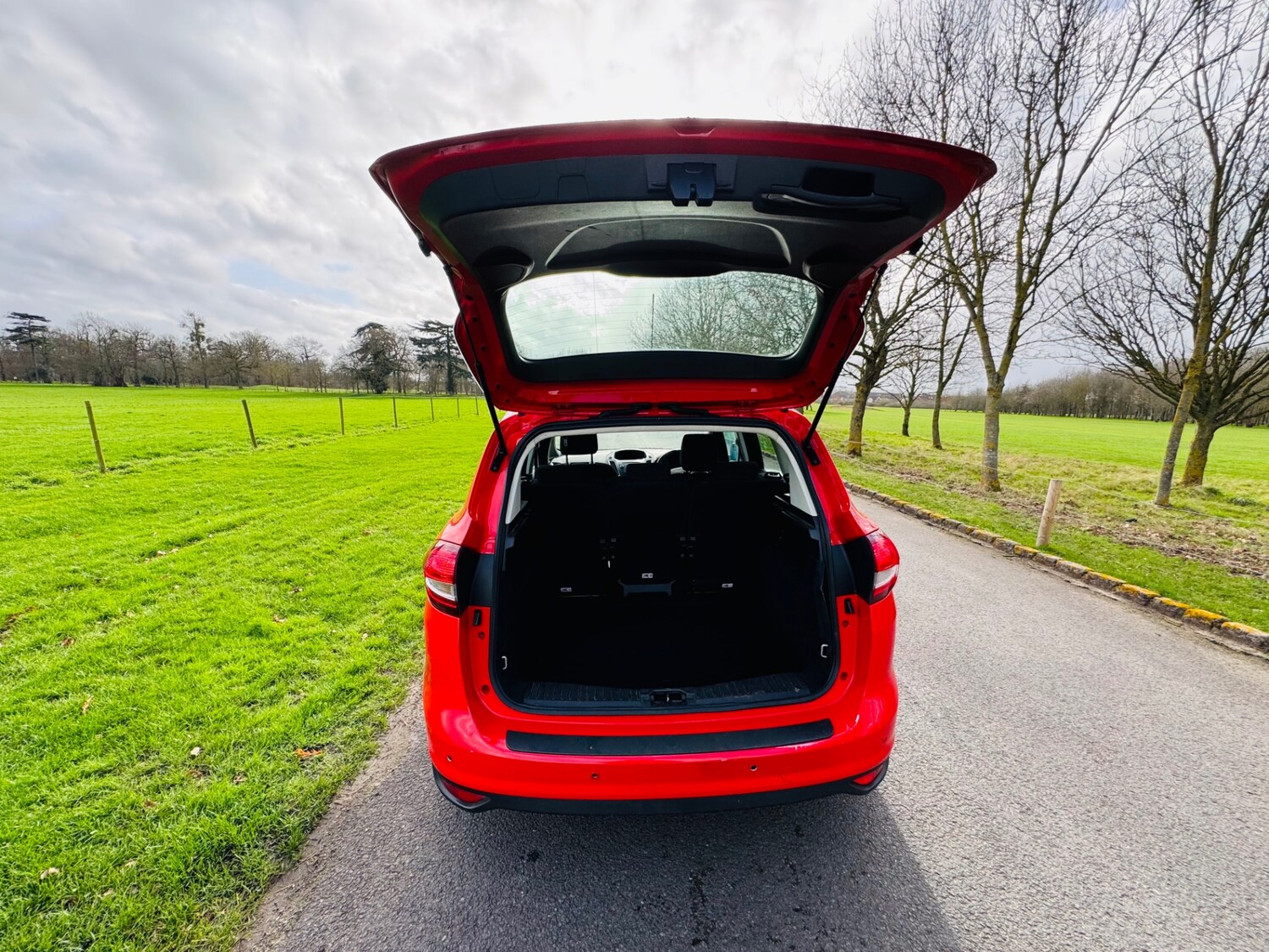 Used Ford C-Max 2016 for sale - 77709351: Photo 34