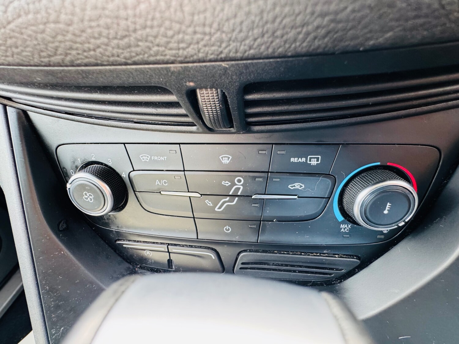 Used Ford C-Max 2016 for sale - 77709351: Photo 41