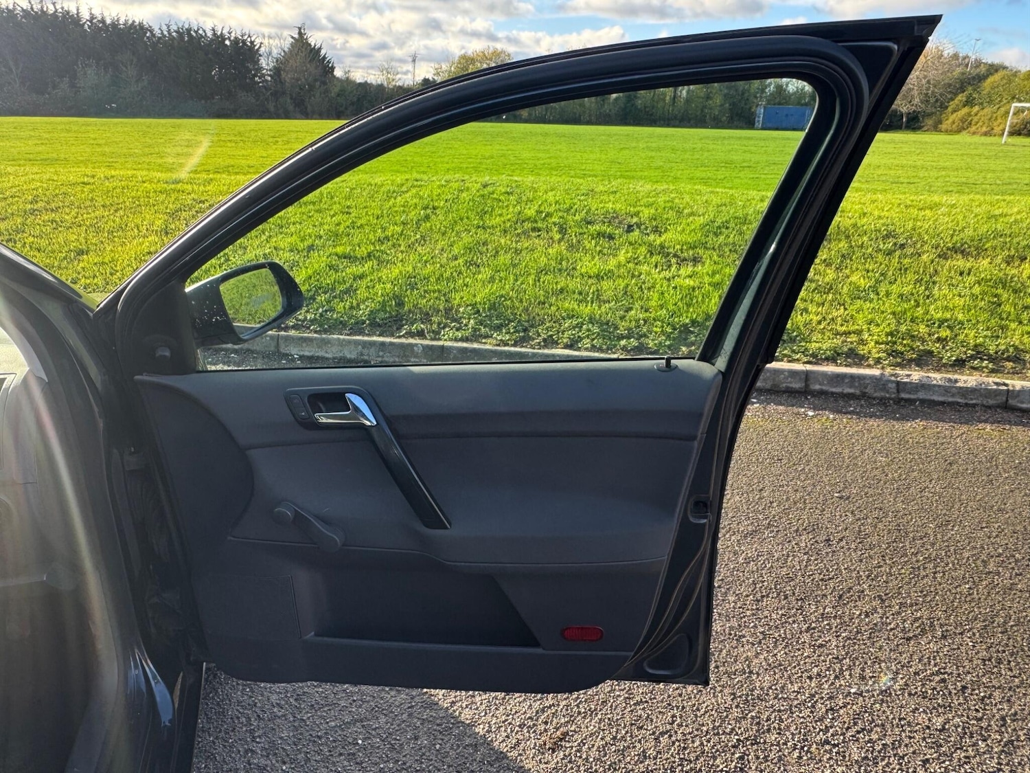 Used Volkswagen Polo 2009 for sale - 76633161: Photo 22