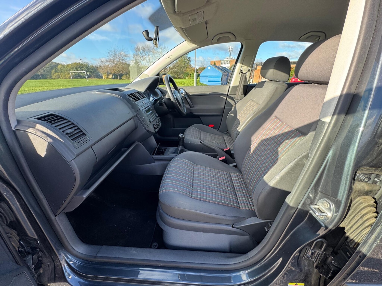 Used Volkswagen Polo 2009 for sale - 76633161: Photo 30