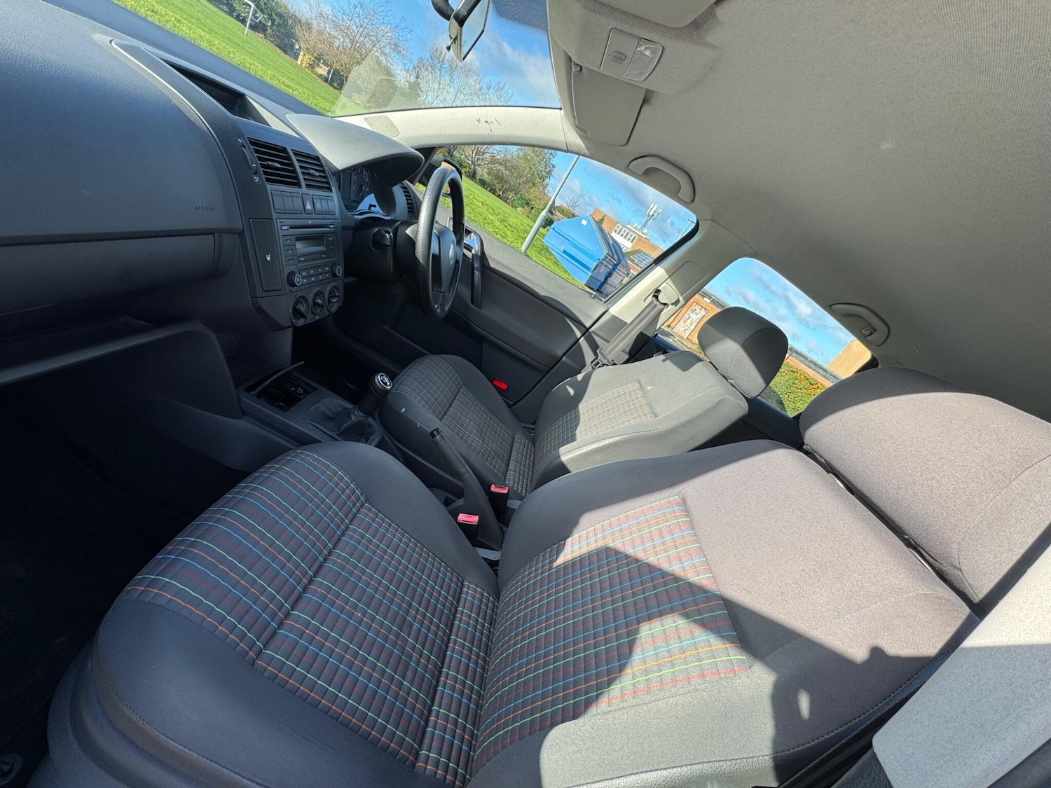 Used Volkswagen Polo 2009 for sale - 76633161: Photo 33