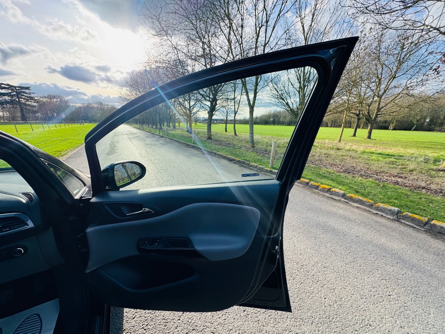 Used Vauxhall Corsa 2016 for sale - 77564312: Photo 24