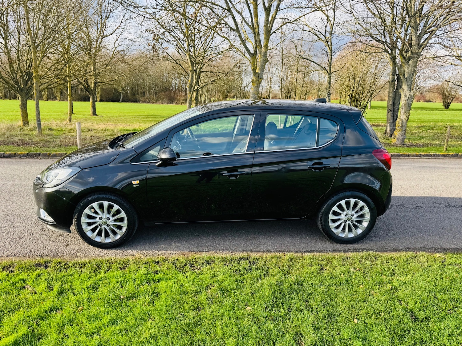 Used Vauxhall Corsa 2016 for sale - 77564312: Photo 6