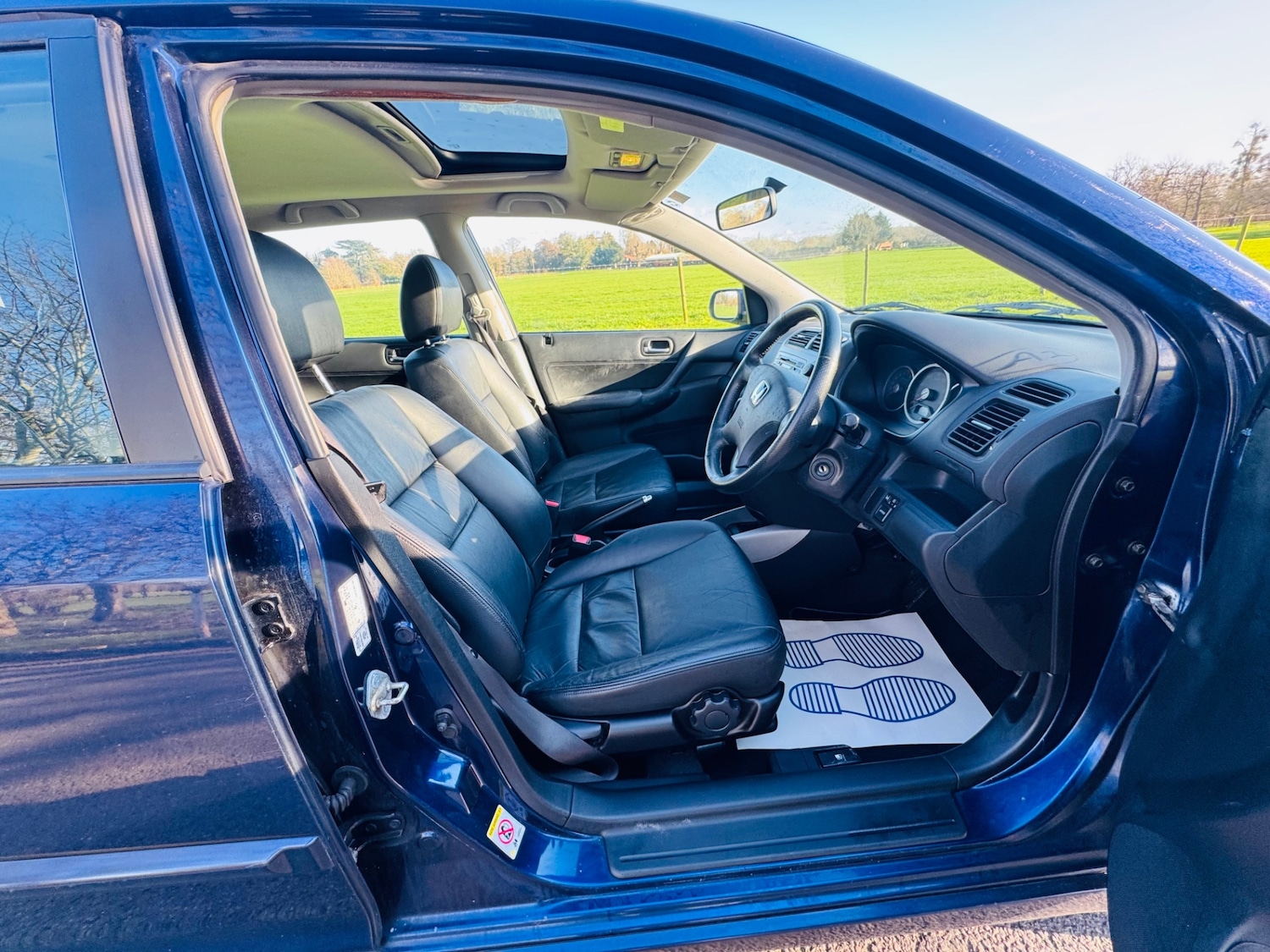 Used Honda Civic 2004 for sale - 77546109: Photo 21