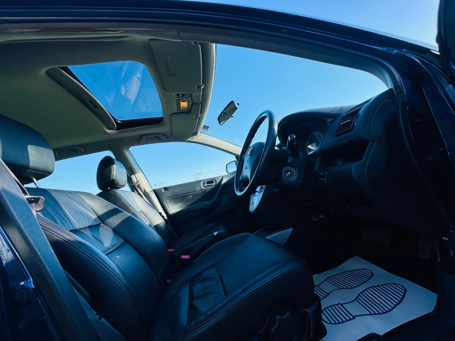 Used Honda Civic 2004 for sale - 77546109: Photo 24