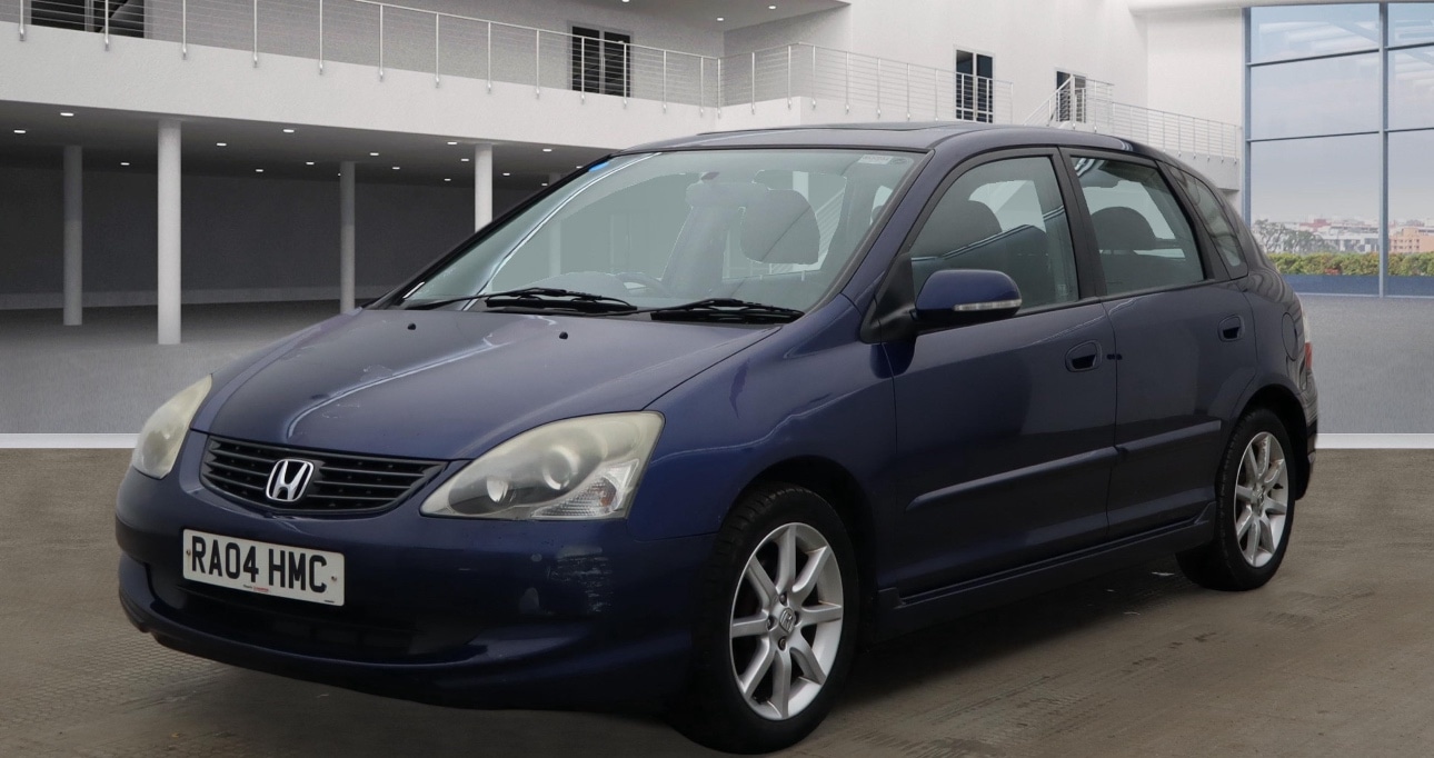 Used Honda Civic 2004 for sale - 77546109: Photo 4