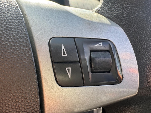 Used Vauxhall Corsa 2012 for sale - 76326292: Photo 30
