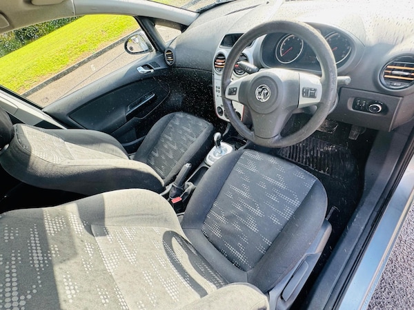 Used Vauxhall Corsa 2012 for sale - 76326292: Photo 3