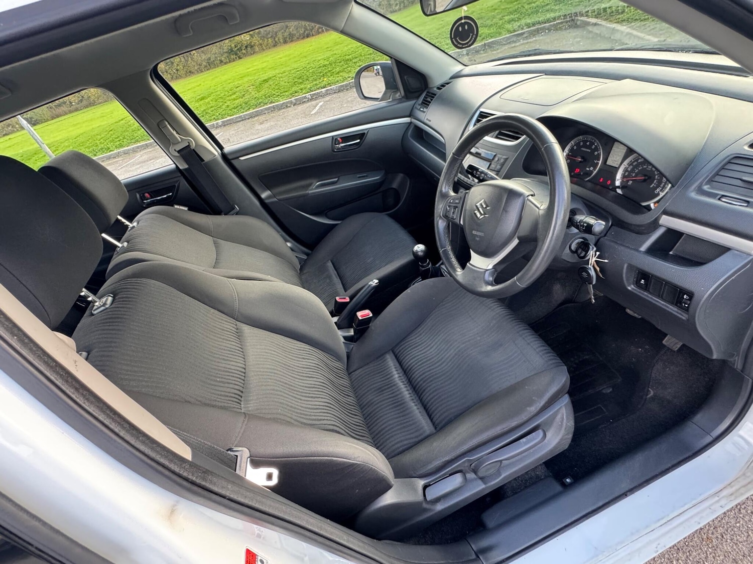 Used Suzuki Swift 2012 for sale - 76485119: Photo 19