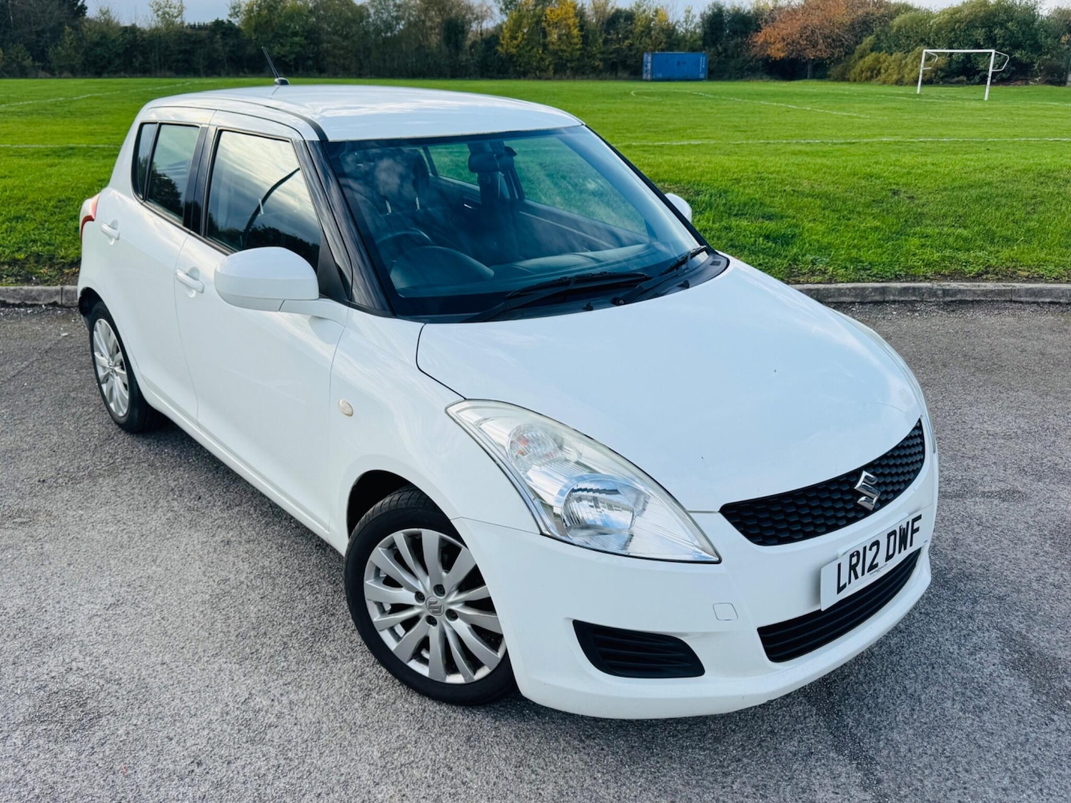 Used Suzuki Swift 2012 for sale - 76485119: Photo 5