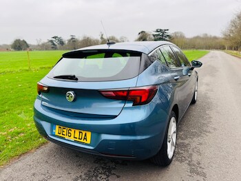 Used Vauxhall Astra 2016 for sale - 77052491: Photo